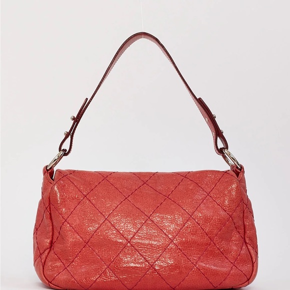 Chanel Pink Glazed Calfskin Leather On The Road Flap Shoulder Bag - Picture 3 of 3